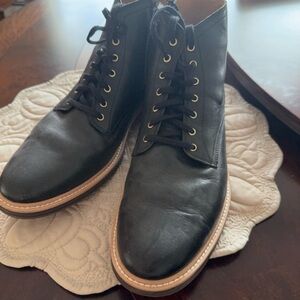 UGG Men's Black Leather Lace-Up Boots